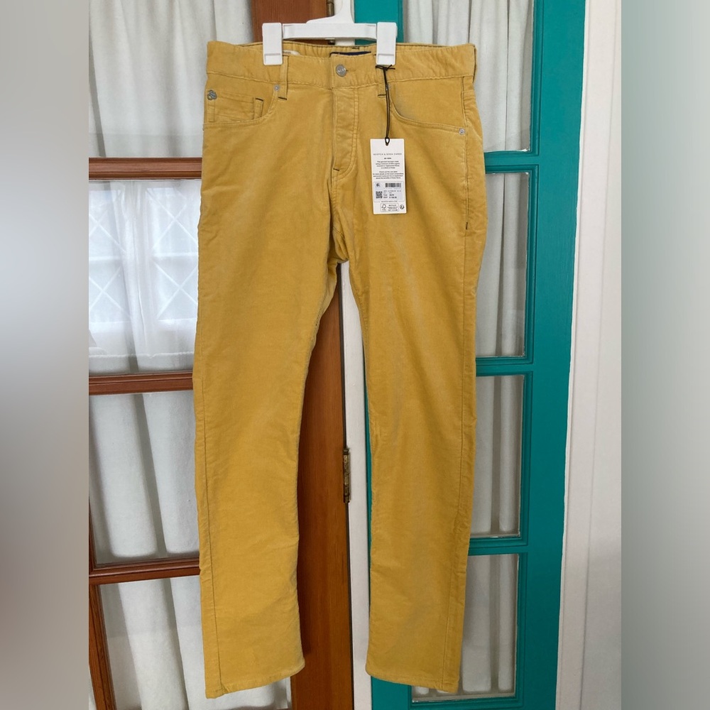 Scotch and Soda Men’s corduroy pants.  Size 30/32.  New with tags.
